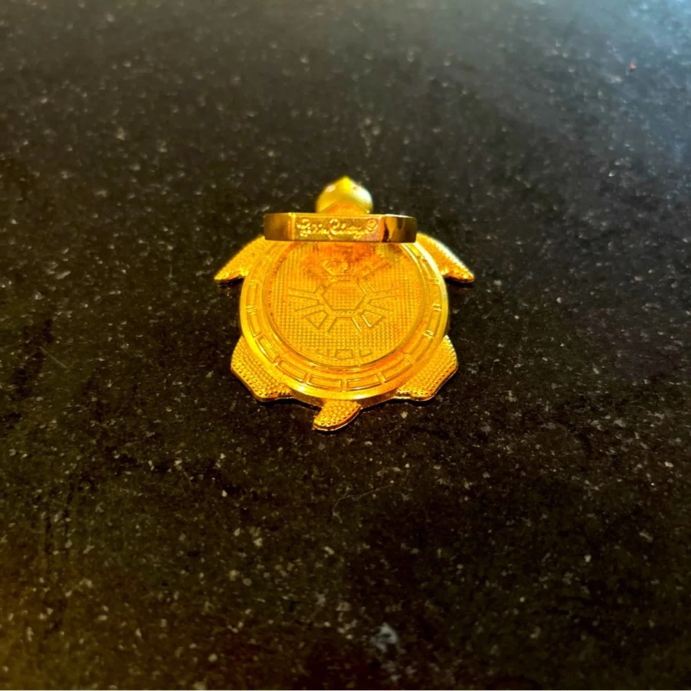 LILLY PULITZER Critter Phone Ring Metallic Gold Turtle Crystal Eyes 001557
